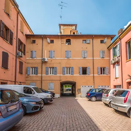 Al Mulein - 2 Passi Dal Centro Con Parcheggio * Modena