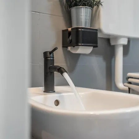 Al Mulein - 2 Passi Dal Centro Con Parcheggio Apartament *