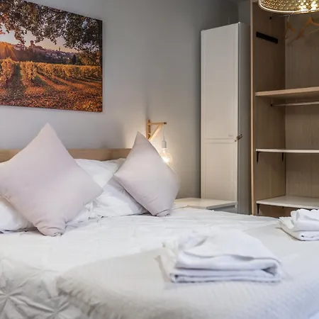 Al Mulein - 2 Passi Dal Centro Con Parcheggio Apartament Modena