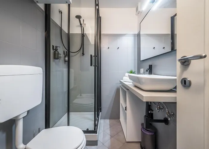 Al Mulein - 2 Passi Dal Centro Con Parcheggio Lägenhet Modena