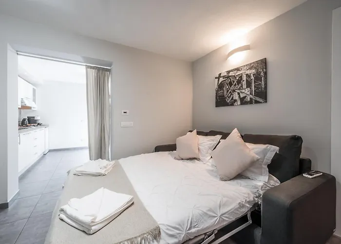 Lägenhet Al Mulein - 2 Passi Dal Centro Con Parcheggio Modena