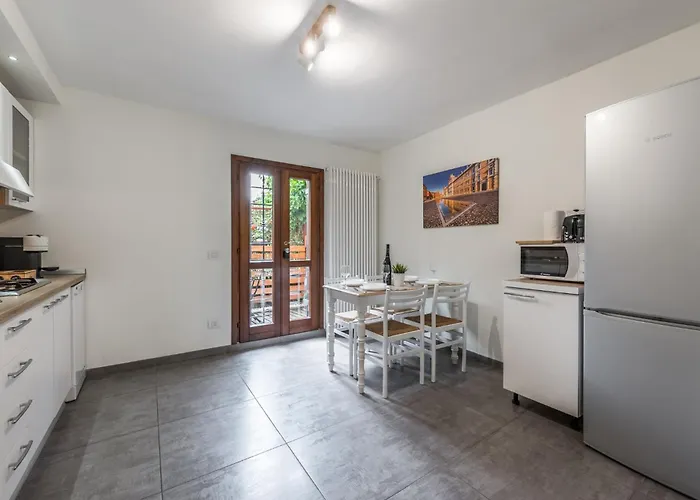 Al Mulein - 2 Passi Dal Centro Con Parcheggio * Modena